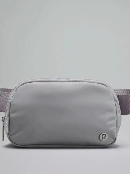 lululemon athletica Handbags - Lululemon Everywhere Crossbody Belt Bag - Grey